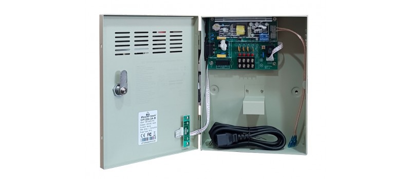 POWERTECH τροφοδοτικό CP1204-3A-B για CCTV-Alarm, DC12V 3A, 4 κανάλια